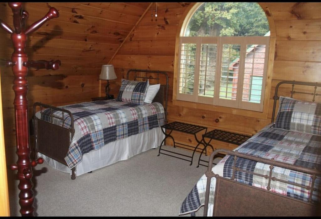 A River Runs Through It Sevierville Exterior foto